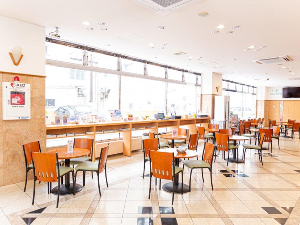 Toyoko Inn Hokkaido Asahikawa Ekimae Ichijo Dori Luaran gambar