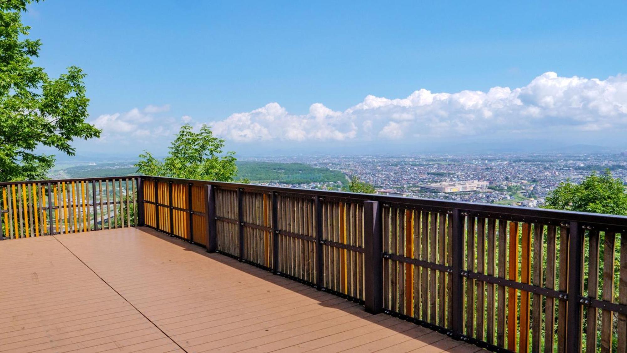 Toyoko Inn Hokkaido Asahikawa Ekimae Ichijo Dori Luaran gambar