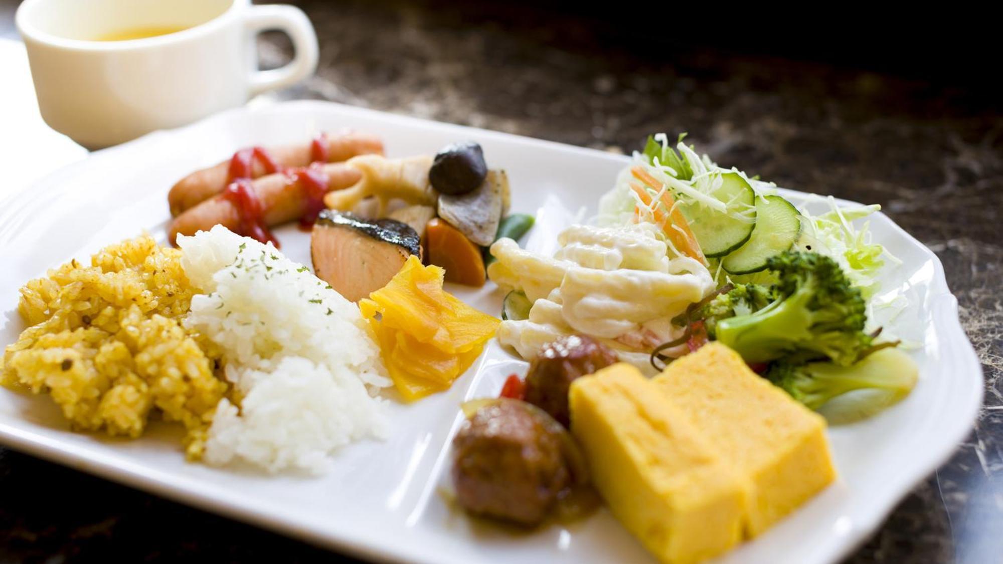 Toyoko Inn Hokkaido Asahikawa Ekimae Ichijo Dori Luaran gambar
