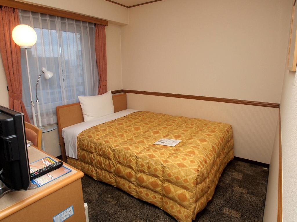 Toyoko Inn Hokkaido Asahikawa Ekimae Ichijo Dori Luaran gambar